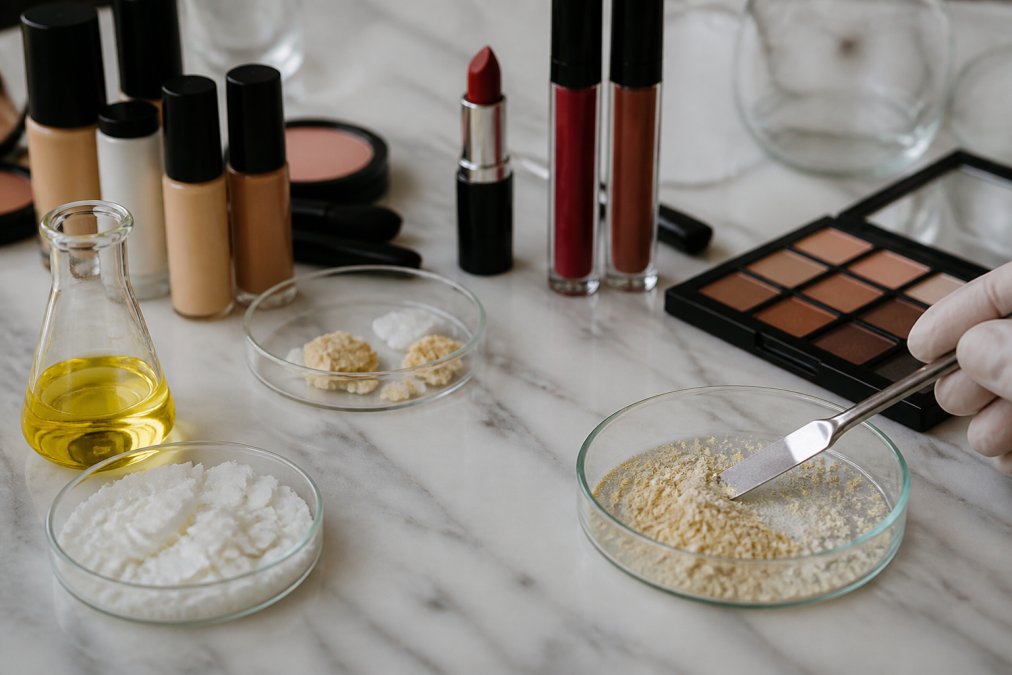 Ingredients to Avoid in Vegan Makeup: 2026 Guide