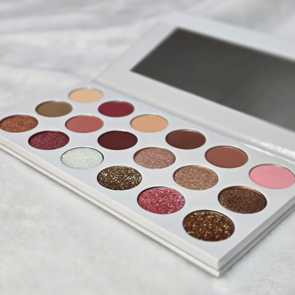 Anjelic Beauty Collection: 18 Color Eyeshadow Palette