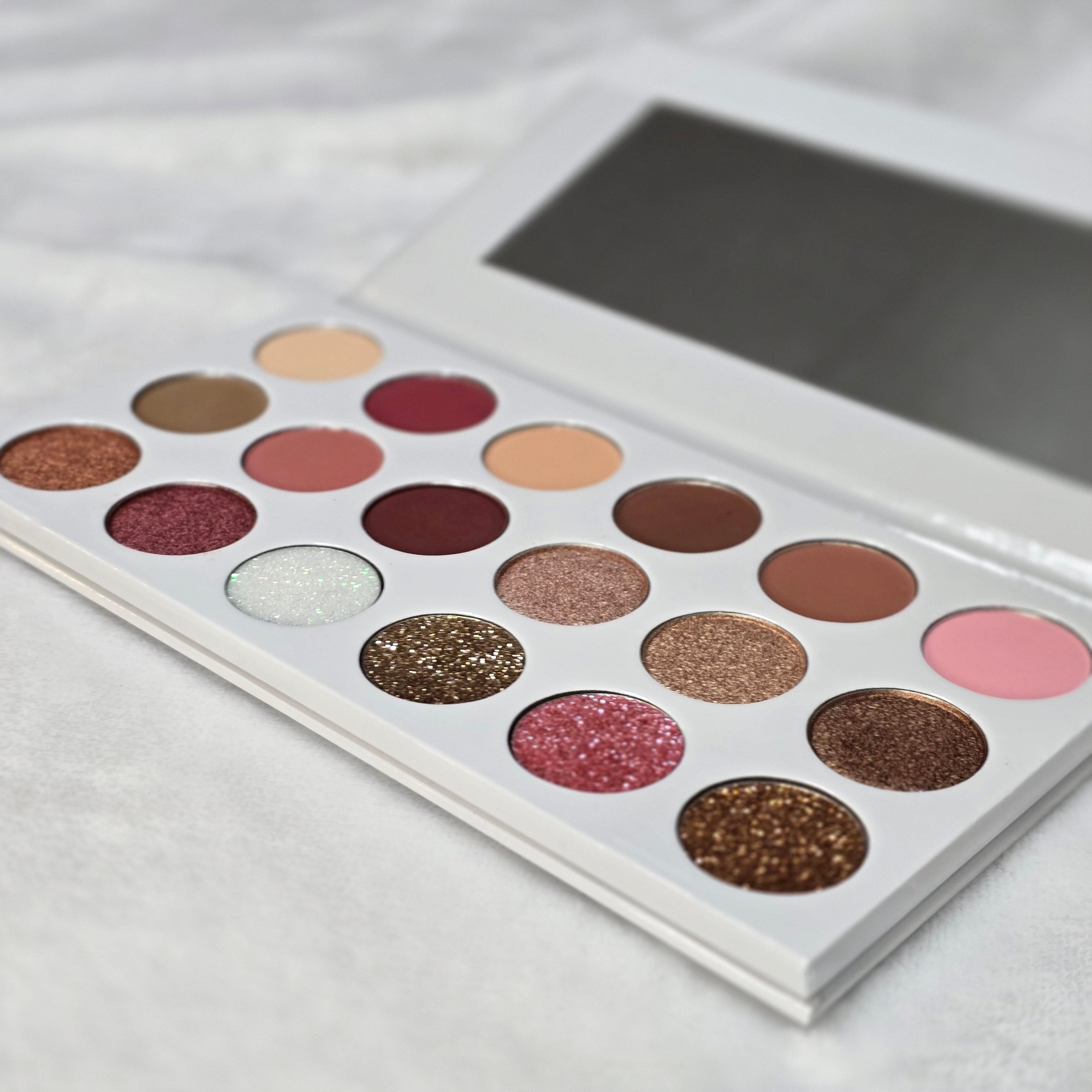 Anjelic Beauty Collection: 18 Color Eyeshadow Palette