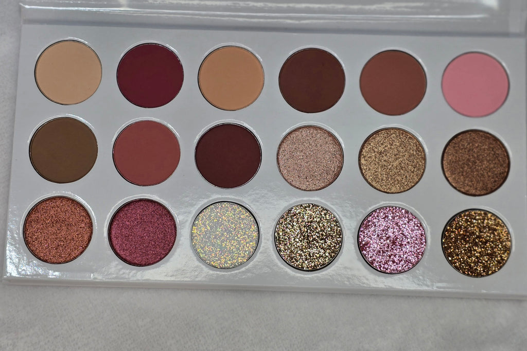 Anjelic Beauty Collection: 18 Color Eyeshadow Palette